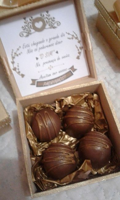 Convite dos padrinhos (caixinha + trufas) 2