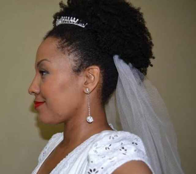  Tem cabelo afro e quer casar com o cabelo natural? Inspirações #vemver - 4