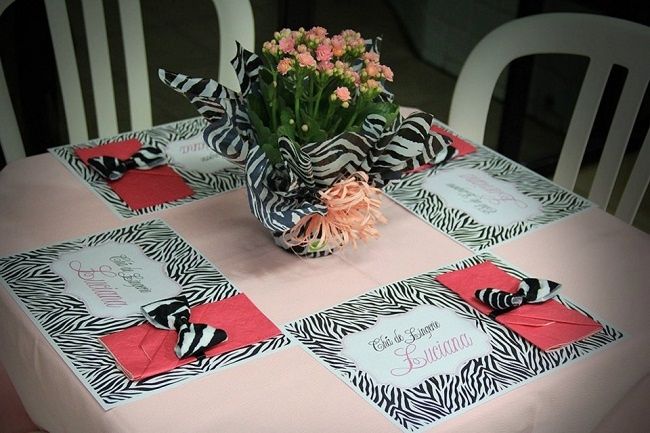 Chá de lingerie rosa e zebra!