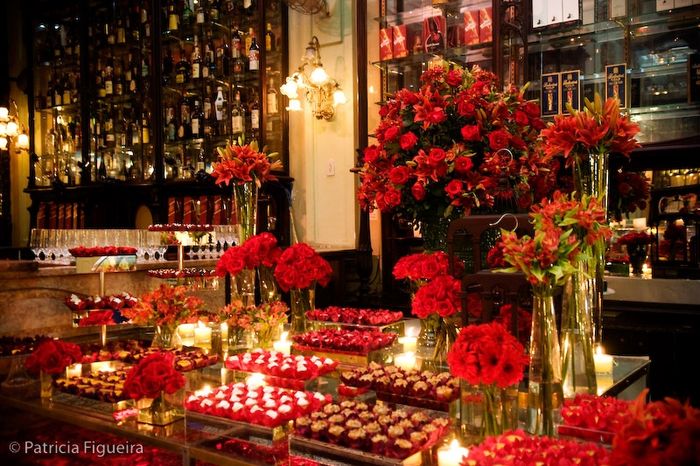 decoração vermelho   dourado