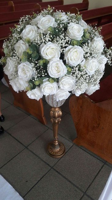 Decoração flores artificiais ou não? 1