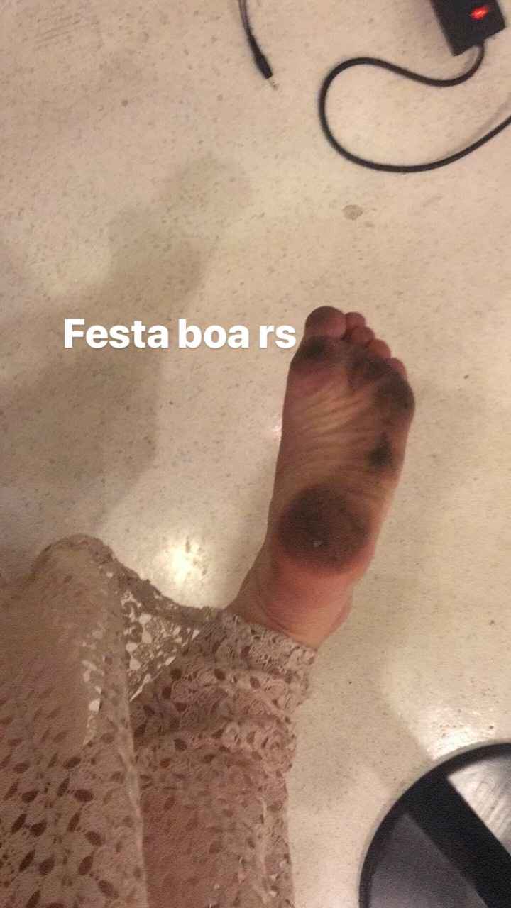 No meio da festa na hora das brincadeiras e não calcei mais rs