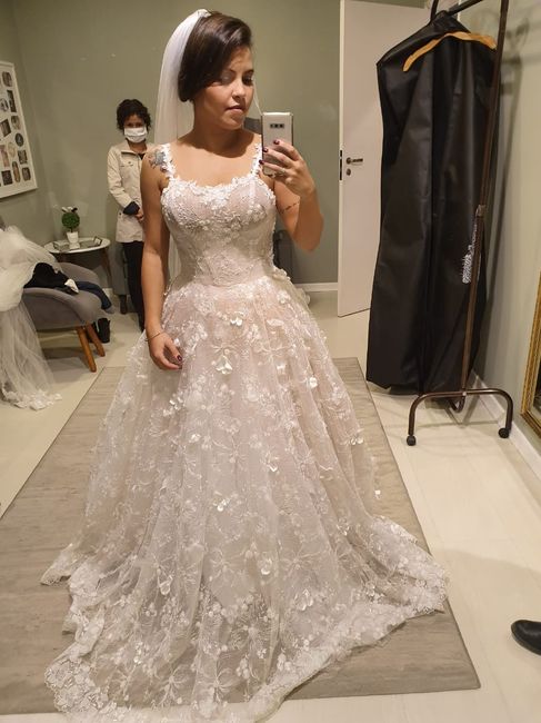 Experimentei meu primeiro vestido de noiva! - 1