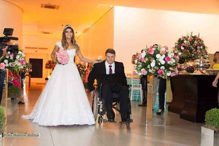 Olhem só, grande inspiração de penteado e vestido! - 7
