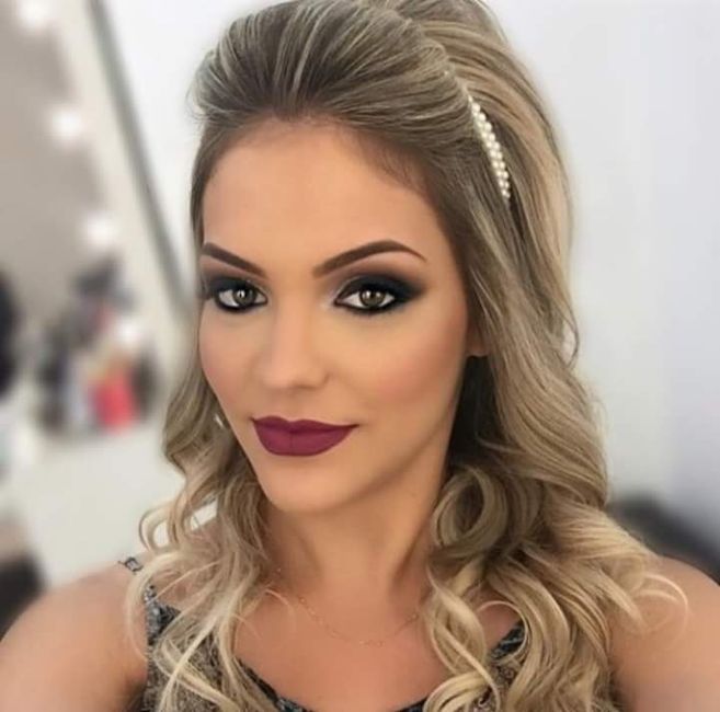 Aaaaiii tanto charme de vestidooos,penteados e maaake! euuuu fico looouca! - 2