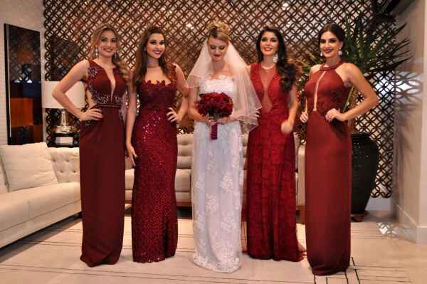 Cor do casamento e madrinhas - 1