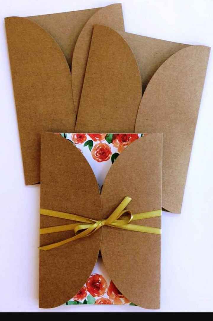 ENVELOPE ONDE VAI IR O CONVITE 