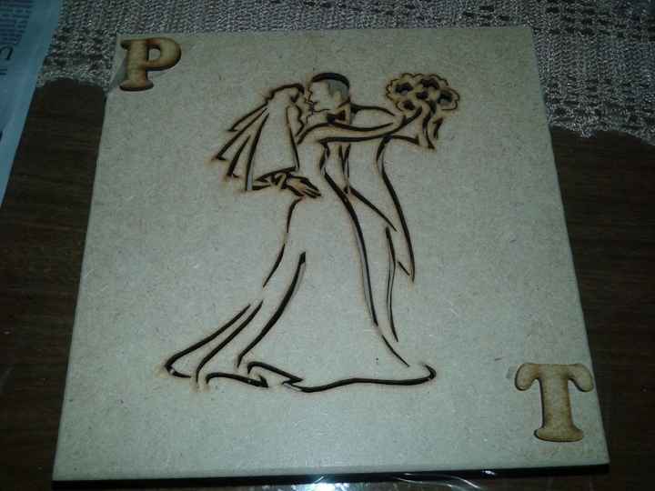Caixa MDF letras coladas