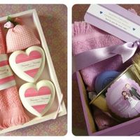 kit com toalha, sabonete, shampoo, condicionador