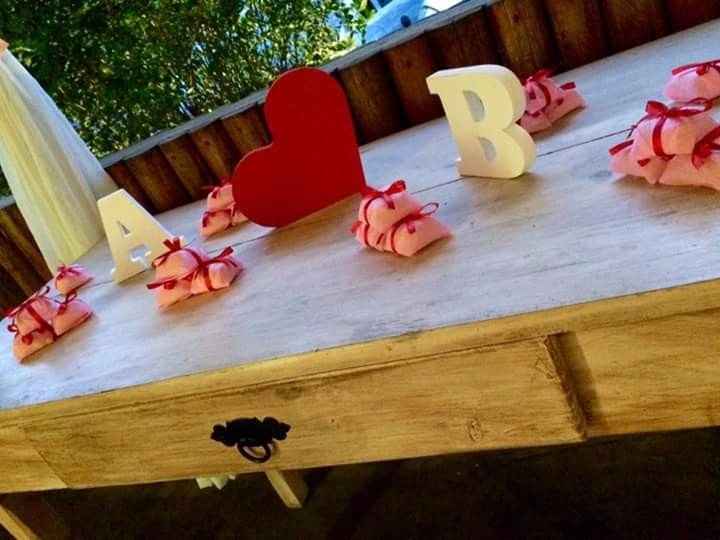 Decoração rosa e vermelho