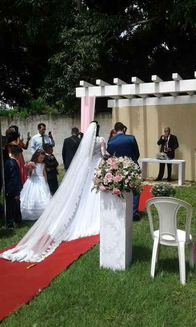 NOIVA NO ALTAR