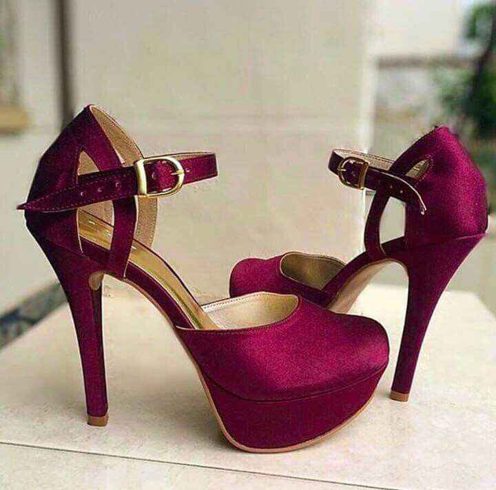  olha o bapho desses sapatos - 1