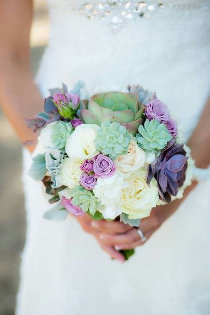 Bouquet com suculentas... Opinião... - 2