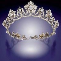 O espelho mágico diz que eu, monize, sou a princesa cinderela - 7