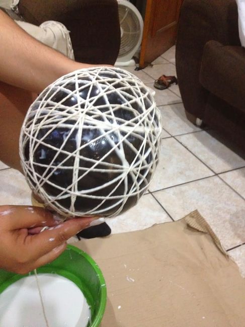 Diy - centro de mesa - bola de barbantes