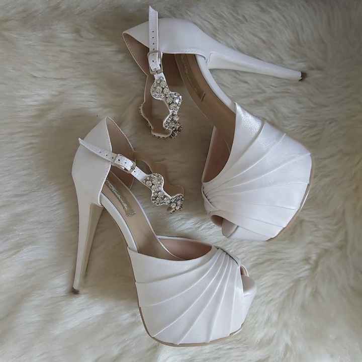 Qual Sandália? 👡 - 1