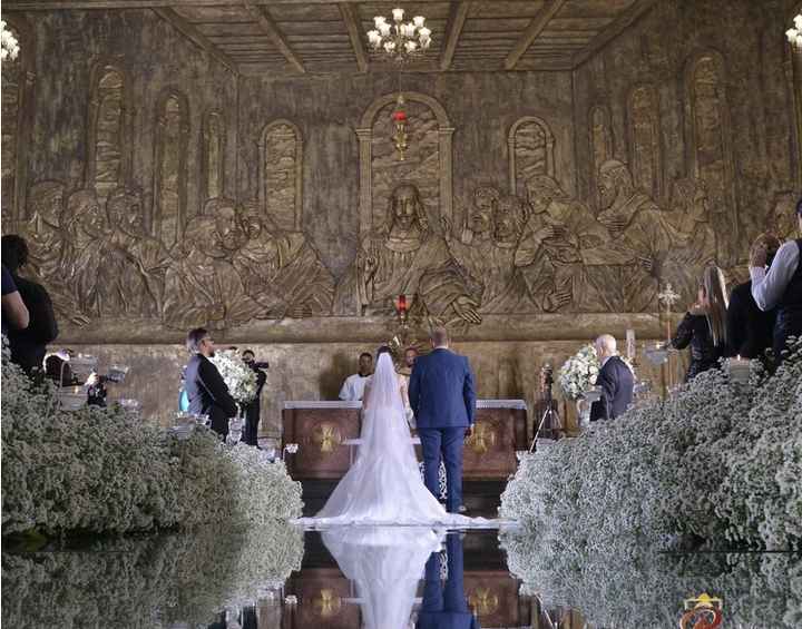 Qual cor de tapetes usar para cerimônia do seu casamento ? - 1