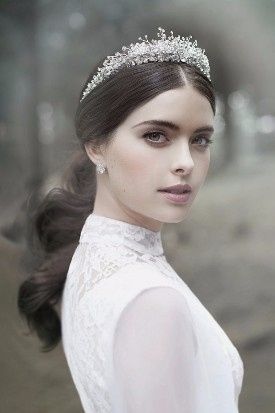 Viktoria Novak - Headpiece - 2016 (5)