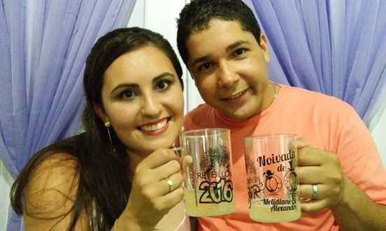 Caneca de noivado