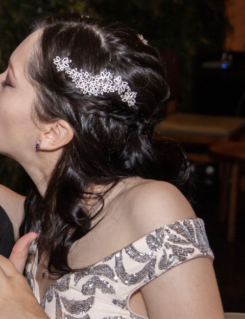 Ideias de penteado: tiara versátil 2