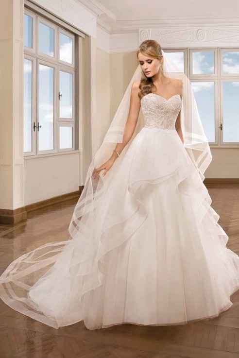 Um Vestido simplesmente perfeito, um sonho será usá-lo 