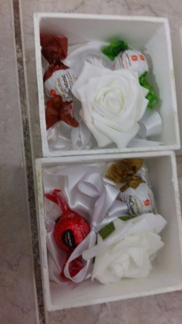 Corsages e trufas para as madrinhas