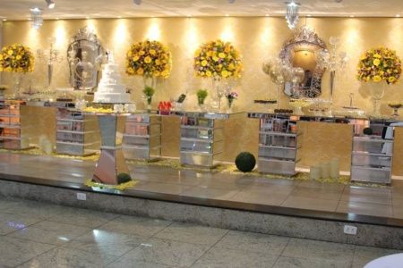 Decoração espelhada