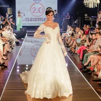 Ele... o vestido