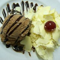 Bolo de casamento com sorvete