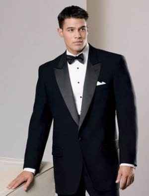 terno preto com branco. B