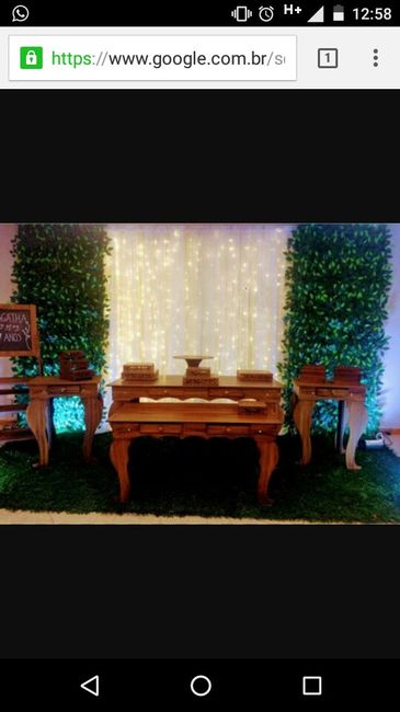 Meninas qual vcs acham mais bonita, mesa com muro inglês ou cortina de led? 1