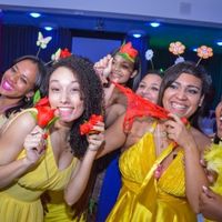 As que conseguiram pegar o buquê