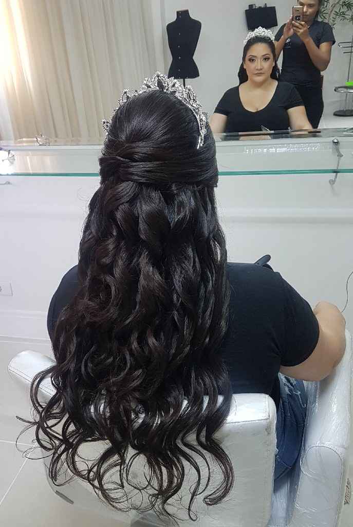 Teste de Penteado e Maquiagem - 3