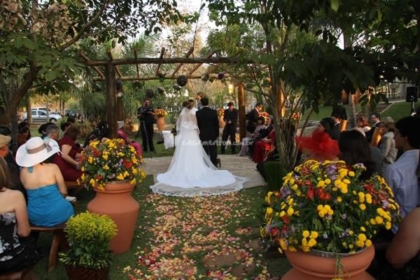 Casamento ao ar livre Restaurante Brioso e Manhoso