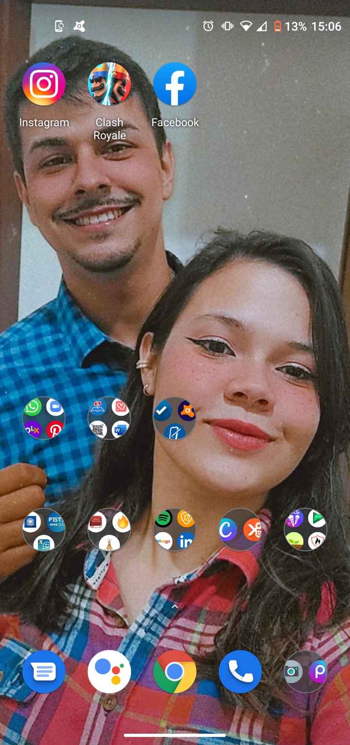 📸 Poste um print de tela do seu celular que tenha como fundo uma foto sua e do seu amor - 1
