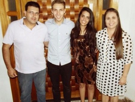 Meu noivado surpresa *-*