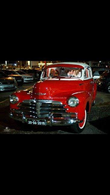 Qual desses carros antigos eu escolho? - 4