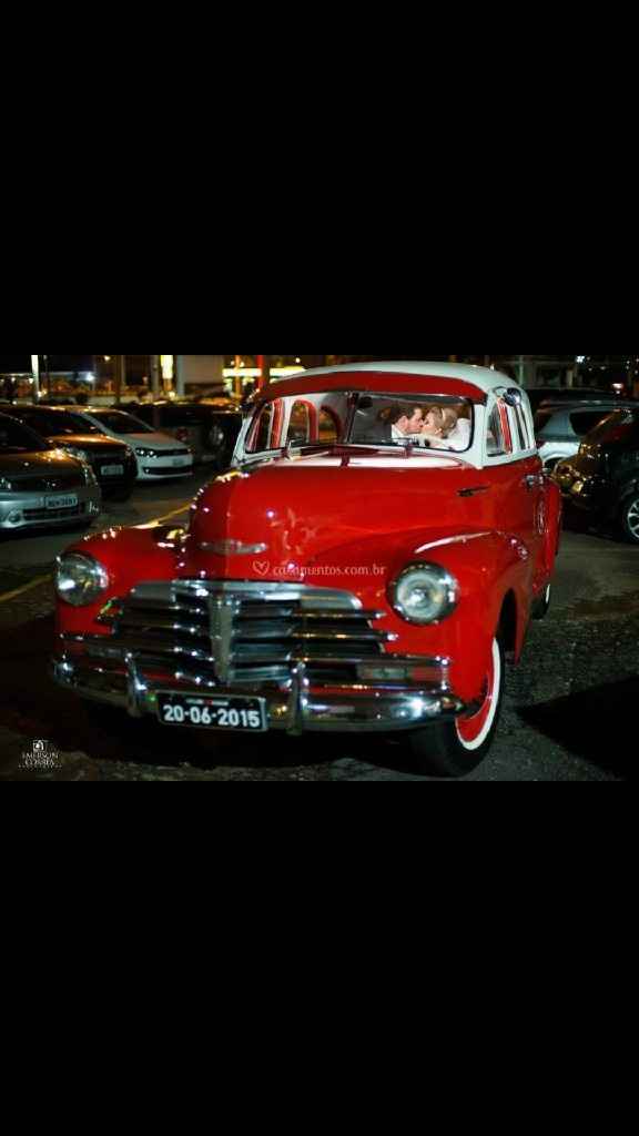 Qual desses carros antigos eu escolho? - 4