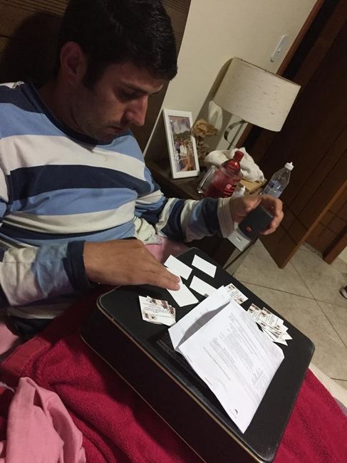 Pra quem fala que os noivos não ajudam. Dá esse incentivo ai! Boto pra ralar comigo kkkkk