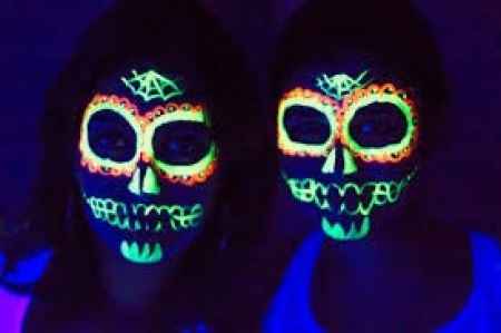 tinta fluorescente para pele