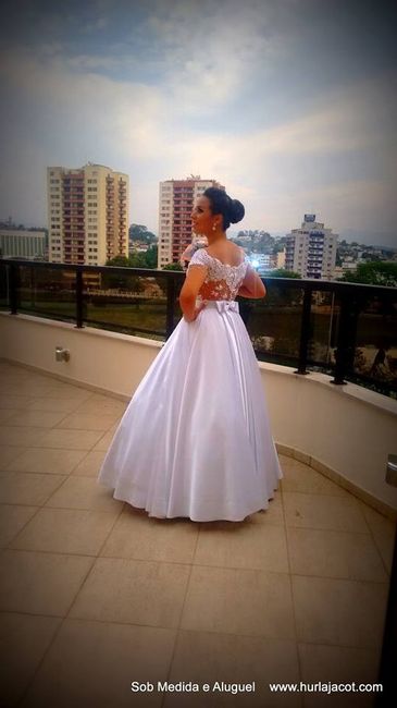 Detalhes do vestido