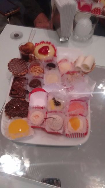 Doces muitos doces