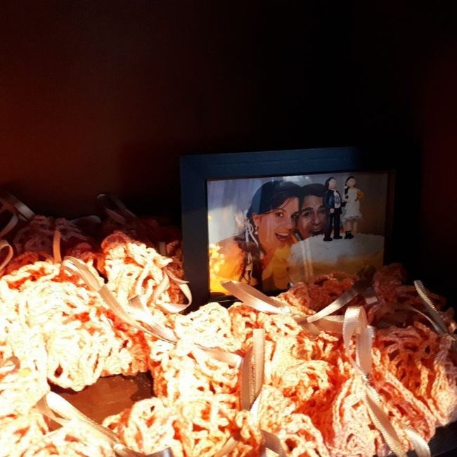 na cristaleira dos bem casados, colocamos fotos dos casais bem casdos da familia