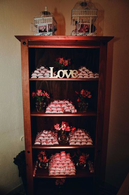 inspiração de decoração do armário de bem-casados.