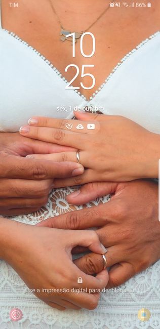 📸 Poste um print de tela do seu celular que tenha como fundo uma foto sua e do seu amor - 1