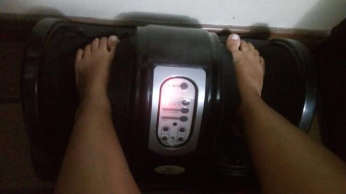Massagem nos pes