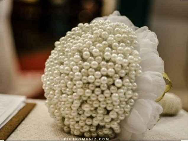 Buquê de flores artificiais ou E.V.A?? 🤔 - 1