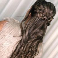 Qual será o tipo do penteado? - 1