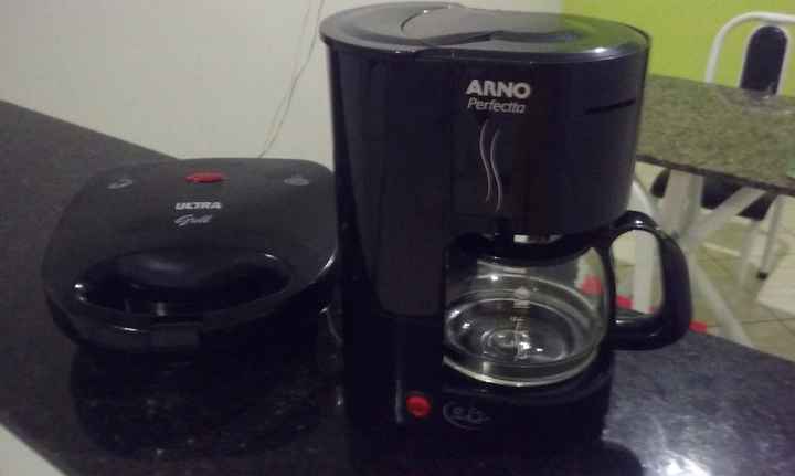Sanduicheira e cafeteira