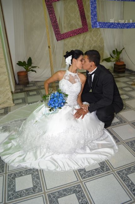 os noivos